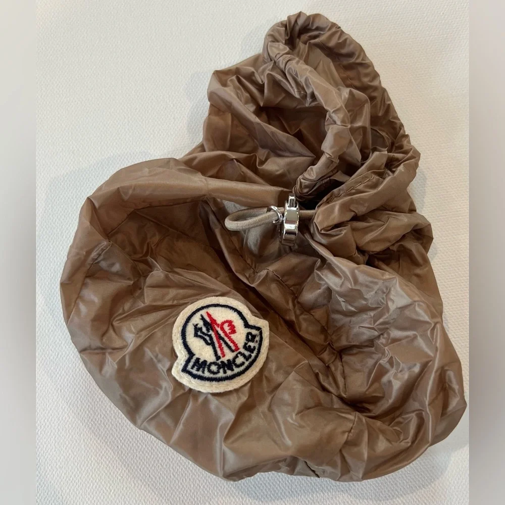 Moncler Women's LISSY Lightweight Puffer Size 2 - Picture 12 of 12